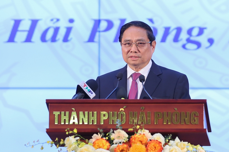Thủ tướng: Hải Phòng (mới) gương mẫu, đi đầu xây dựng thành phố XHCN trong kỷ nguyên mới- Ảnh 10. Thủ tướng: Hải Phòng (mới) gương mẫu, đi đầu xây dựng thành phố XHCN trong kỷ nguyên mới- Ảnh 10.