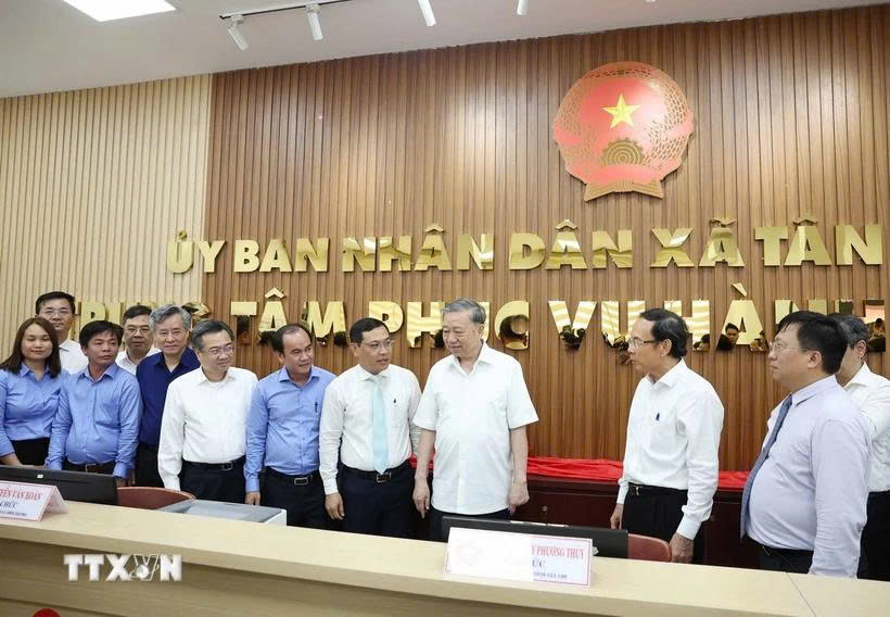 Tổng Bí thư: Chính quyền mới phải phục vụ nhân dân tốt hơn, không để gián đoạn- Ảnh 1. Tổng Bí thư: Chính quyền mới phải phục vụ nhân dân tốt hơn, không để gián đoạn- Ảnh 1.