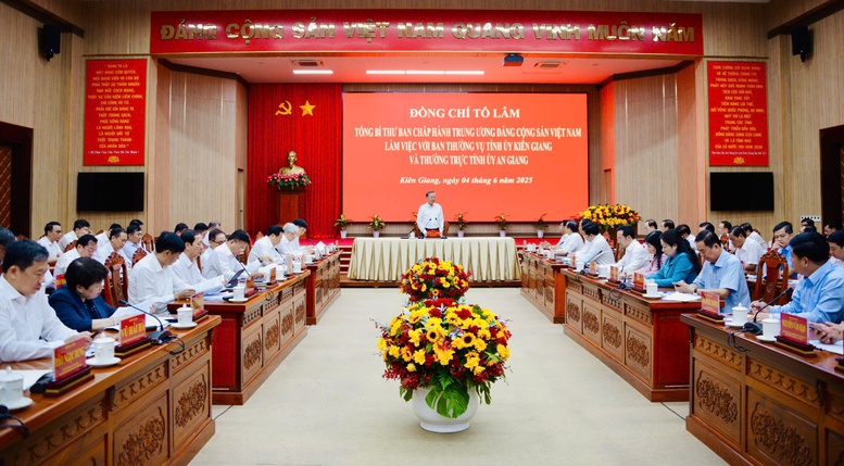 Tổng Bí thư Tô Lâm: Hợp nhất An Giang và Kiên Giang  mở ra cơ hội tái cấu trúc hệ thống hạ tầng vùng- Ảnh 4.