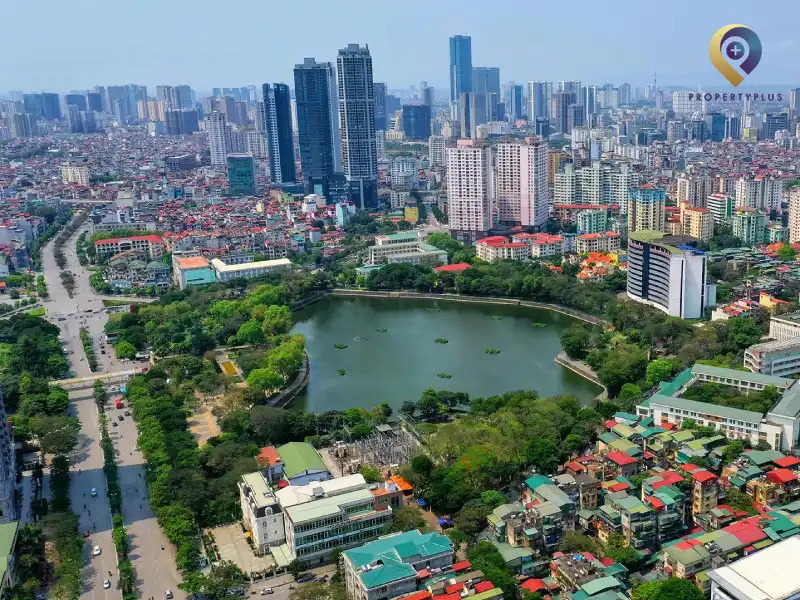 Một quận trung tâm Thủ đô có kế hoạch xây mới, mở rộng 10 tuyến đường trong năm 2025- Ảnh 1. Một quận trung tâm Thủ đô có kế hoạch xây mới, mở rộng 10 tuyến đường trong năm 2025- Ảnh 1.