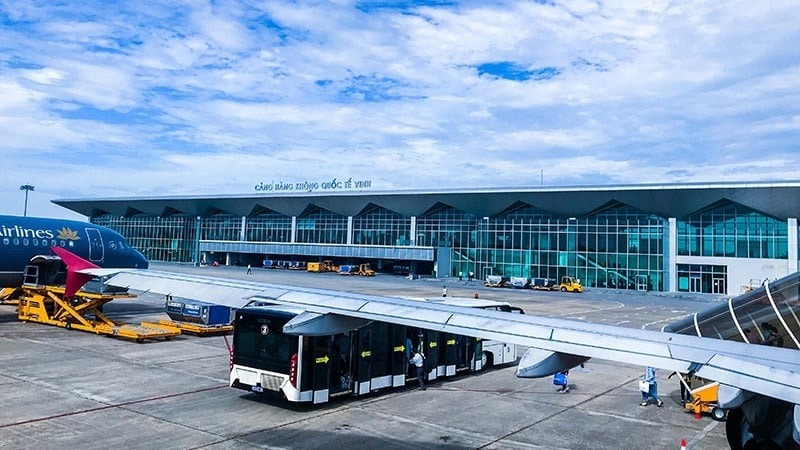 Từ hôm nay, một sân bay quốc tế của Việt Nam tạm đóng cửa: Tăng tần suất đường bay lân cận, tàu khách gánh thêm trọng trách- Ảnh 4.