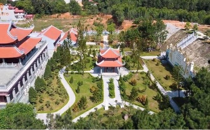 Nhà thờ tổ lớn nhất Việt Nam: Địa thế ‘lưng tựa núi, mặt nhìn sông’, có đóng góp của lãnh đạo Novaland, FPT, Xuân Trường- Ảnh 1. Nhà thờ tổ lớn nhất Việt Nam: Địa thế ‘lưng tựa núi, mặt nhìn sông’, có đóng góp của lãnh đạo Novaland, FPT, Xuân Trường- Ảnh 1.