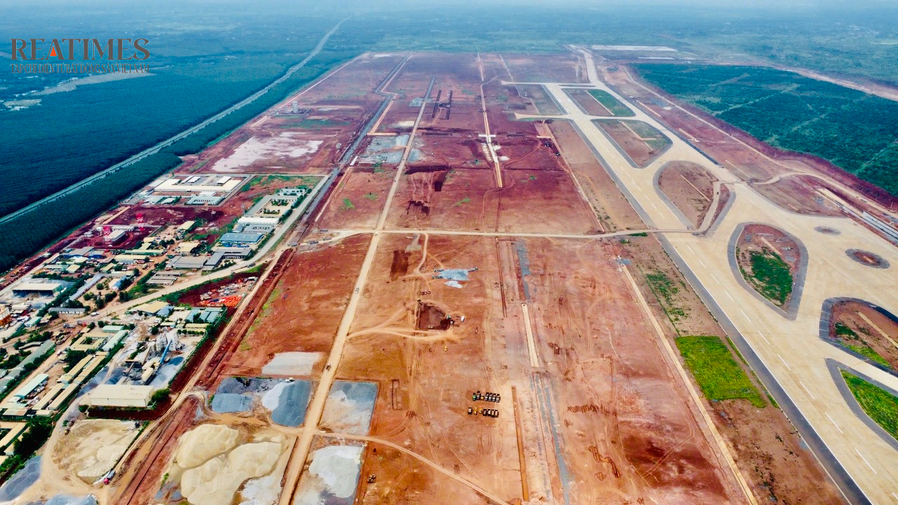 Toàn cảnh “đại công trường” sân bay Long Thành sau 4 năm xây dựng- Ảnh 2.