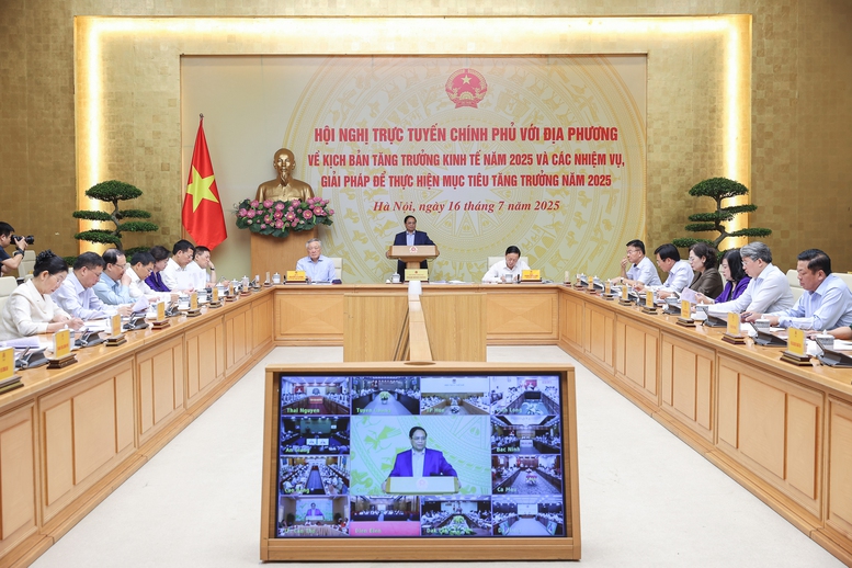 Thủ tướng: Phấn đấu tăng trưởng kinh tế năm 2025 từ 8,3 - 8,5%- Ảnh 2. Thủ tướng: Phấn đấu tăng trưởng kinh tế năm 2025 từ 8,3 - 8,5%- Ảnh 2.