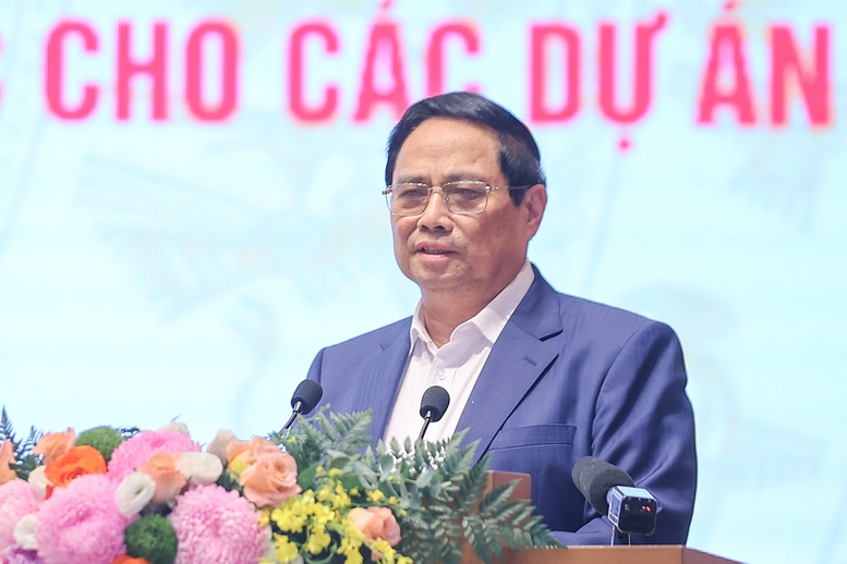Thủ tướng: Tháo gỡ vướng mắc cho gần 3.000 dự án tồn đọng với tinh thần "6 rõ"- Ảnh 1.