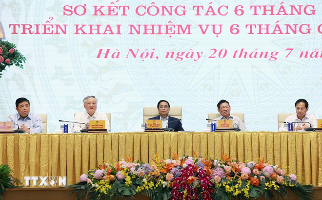 Thủ tướng: KHCN phải phục vụ đắc lực vận hành bộ máy và mục tiêu tăng trưởng- Ảnh 3.