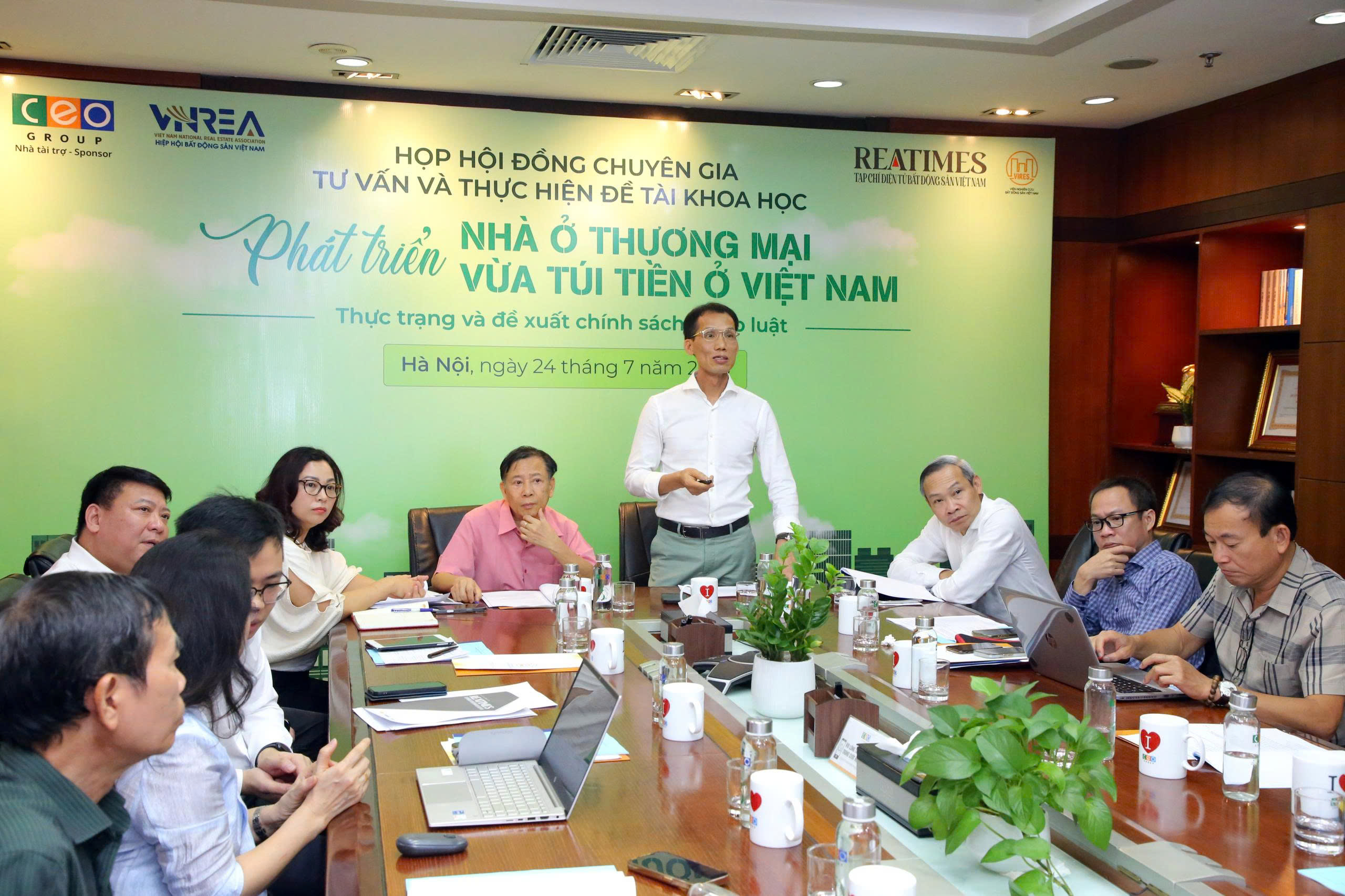 Nhà ở thương mại vừa túi tiền: Thách thức toàn cầu và bài học kinh nghiệm cho Việt Nam