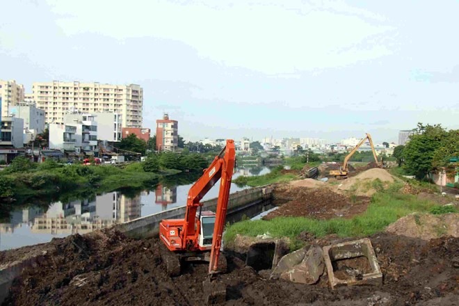 Dòng kênh dài nhất TP. HCM vẫn mòn mỏi chờ ngày hồi sinh: Hơn 9.000 tỷ và khát vọng đổi đời của hàng nghìn người dân- Ảnh 2.