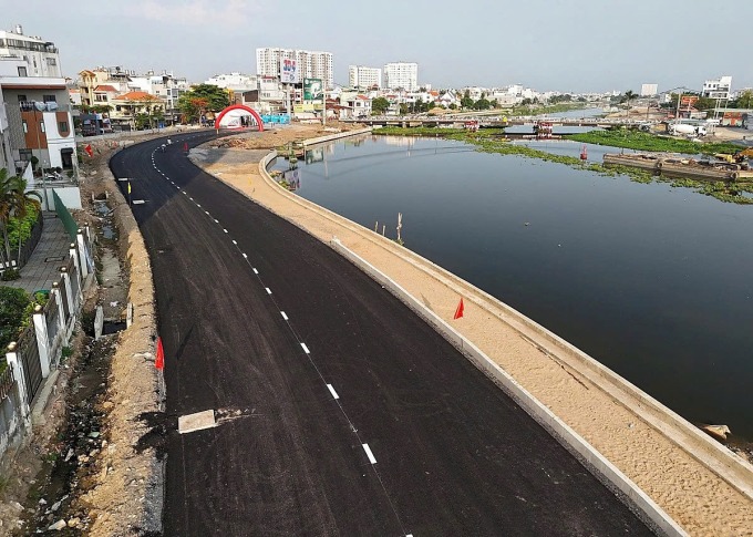 Dòng kênh dài nhất TP. HCM vẫn mòn mỏi chờ ngày hồi sinh: Hơn 9.000 tỷ và khát vọng đổi đời của hàng nghìn người dân- Ảnh 4.