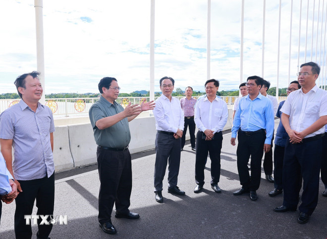 Thủ tướng Phạm Minh Chính khảo sát các dự án hạ tầng tại TP. Huế- Ảnh 1. Thủ tướng Phạm Minh Chính khảo sát các dự án hạ tầng tại TP. Huế- Ảnh 1.