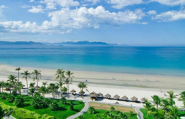 Không phải Mỹ Khê, Nha Trang, Phú Quốc, đây mới là bãi biển duy nhất Việt Nam được vinh danh hàng đầu Đông Nam Á- Ảnh 1. Không phải Mỹ Khê, Nha Trang, Phú Quốc, đây mới là bãi biển duy nhất Việt Nam được vinh danh hàng đầu Đông Nam Á- Ảnh 1.