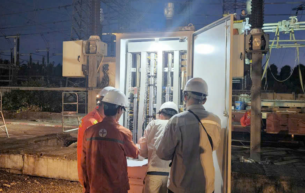 Hoàn thành nâng cấp Hệ thống điều khiển bảo vệ Trạm biến áp 500kV Pleiku- Ảnh 1.