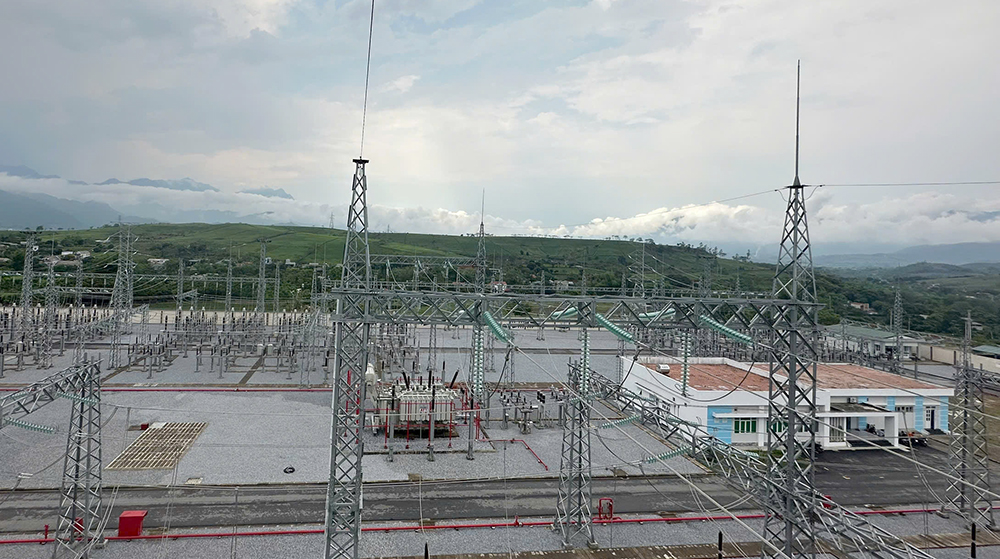 Đóng điện Dự án đường dây 220kV Huội Quảng – Nghĩa Lộ và Dự án Trạm biến áp 220kV Nghĩa Lộ, thiết thực chào mừng thành công Đại hội Đảng bộ EVNNPT lần thứ IV- Ảnh 2. Đóng điện Dự án đường dây 220kV Huội Quảng – Nghĩa Lộ và Dự án Trạm biến áp 220kV Nghĩa Lộ, thiết thực chào mừng thành công Đại hội Đảng bộ EVNNPT lần thứ IV- Ảnh 2.