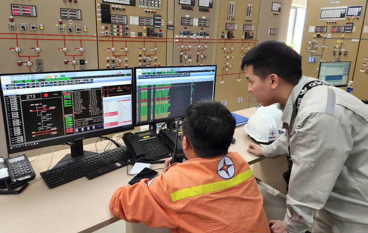 Hoàn thành nâng cấp Hệ thống điều khiển bảo vệ Trạm biến áp 500kV Pleiku- Ảnh 2.