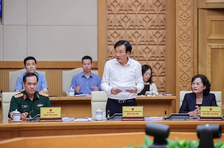 Thủ tướng yêu cầu kiên định mục tiêu, thực hiện "3 tăng tốc"- Ảnh 4. Thủ tướng yêu cầu kiên định mục tiêu, thực hiện "3 tăng tốc"- Ảnh 4.
