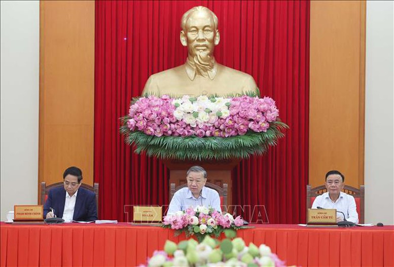 Tổng Bí thư: Tiếp tục chủ động rà soát, hoàn thiện dự thảo các văn kiện Đại hội XIV của Đảng- Ảnh 2. Tổng Bí thư: Tiếp tục chủ động rà soát, hoàn thiện dự thảo các văn kiện Đại hội XIV của Đảng- Ảnh 2.