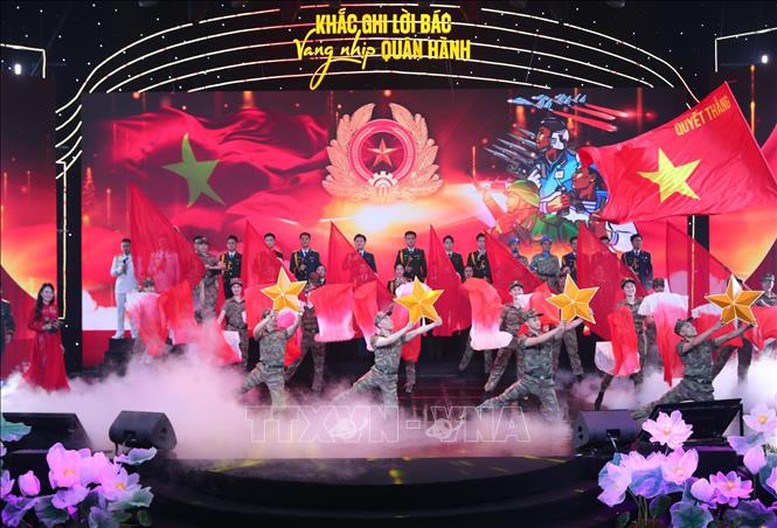 Tổng Bí thư Tô Lâm dự giao lưu nghệ thuật "Khắc ghi lời Bác - vang nhịp quân hành"- Ảnh 3. Tổng Bí thư Tô Lâm dự giao lưu nghệ thuật "Khắc ghi lời Bác - vang nhịp quân hành"- Ảnh 3.