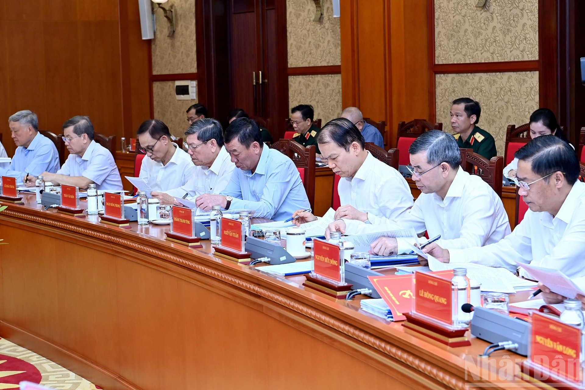 Tổng Bí thư Tô Lâm chủ trì Phiên họp thứ 28 của Ban Chỉ đạo Trung ương về phòng, chống tham nhũng, lãng phí, tiêu cực- Ảnh 8. Tổng Bí thư Tô Lâm chủ trì Phiên họp thứ 28 của Ban Chỉ đạo Trung ương về phòng, chống tham nhũng, lãng phí, tiêu cực- Ảnh 8.