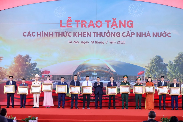 Lễ khởi công, khánh thành 250 công trình tiêu biểu trên cả nước chào mừng Cách mạng tháng Tám và Quốc khánh 2/9- Ảnh 12.