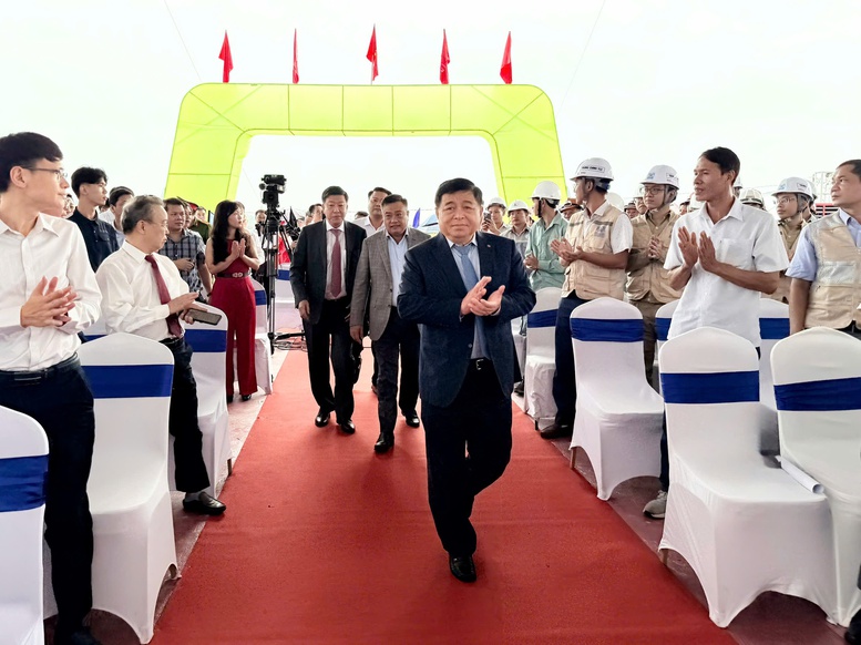 Lễ khởi công, khánh thành 250 công trình tiêu biểu trên cả nước chào mừng Cách mạng tháng Tám và Quốc khánh 2/9- Ảnh 21.