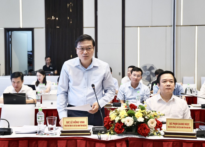 Phó Thủ tướng Nguyễn Chí Dũng làm việc với 5 địa phương để “gỡ vướng”, thúc đẩy tăng trưởng- Ảnh 6. Phó Thủ tướng Nguyễn Chí Dũng làm việc với 5 địa phương để “gỡ vướng”, thúc đẩy tăng trưởng- Ảnh 6.