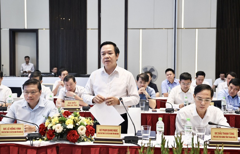 Phó Thủ tướng Nguyễn Chí Dũng làm việc với 5 địa phương để “gỡ vướng”, thúc đẩy tăng trưởng- Ảnh 4. Phó Thủ tướng Nguyễn Chí Dũng làm việc với 5 địa phương để “gỡ vướng”, thúc đẩy tăng trưởng- Ảnh 4.