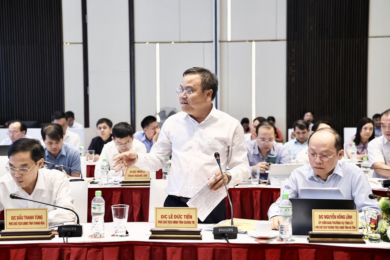 Phó Thủ tướng Nguyễn Chí Dũng làm việc với 5 địa phương để “gỡ vướng”, thúc đẩy tăng trưởng- Ảnh 8. Phó Thủ tướng Nguyễn Chí Dũng làm việc với 5 địa phương để “gỡ vướng”, thúc đẩy tăng trưởng- Ảnh 8.