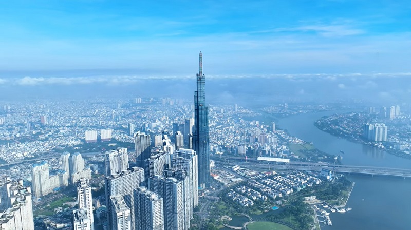 GRDP của TP.HCM tăng 1,5 lần, chiếm gần 24% GDP cả nước- Ảnh 2.