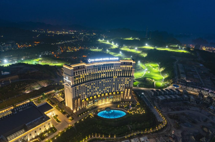 Việt Nam có 1 sân golf nhìn thẳng ra vịnh biển đẹp nhất thế giới, được kiến trúc sư lừng danh thiết kế- Ảnh 3.