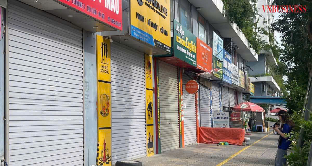 Shophouse chân đế chung cư ế ẩm giữa ‘làn sóng’ mua nhà tăng cao- Ảnh 2. Shophouse chân đế chung cư ế ẩm giữa ‘làn sóng’ mua nhà tăng cao- Ảnh 2.