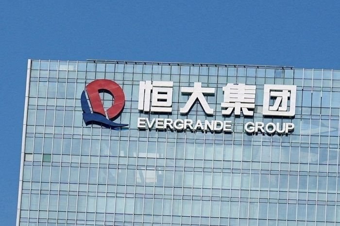 'Gã khổng lồ' bất động sản Trung Quốc chính thức sụp đổ- Ảnh 1.