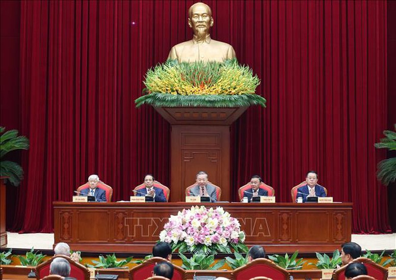 Tổng Bí thư: Trí thức, nhà khoa học, văn nghệ sĩ tiếp tục là lực lượng tiên phong mở đường cho dân tộc tiến lên mạnh mẽ- Ảnh 1.