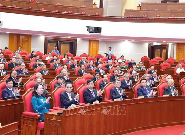 Tổng Bí thư: Trí thức, nhà khoa học, văn nghệ sĩ tiếp tục là lực lượng tiên phong mở đường cho dân tộc tiến lên mạnh mẽ- Ảnh 3.