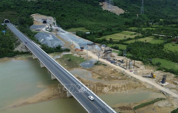 Dự án mở rộng hầm xuyên núi 20 năm tuổi của Việt Nam sẽ hoàn thành vào cuối năm nay- Ảnh 2.