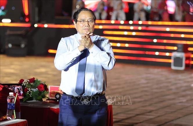 Tổng Bí thư Tô Lâm dự chương trình chính luận nghệ thuật 'Dưới cờ vinh quang'- Ảnh 4.