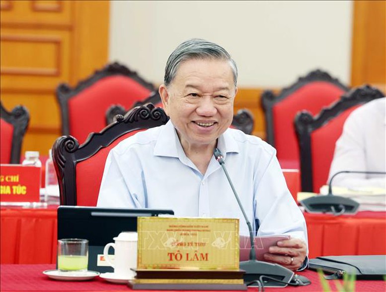 Bộ Chính trị làm việc với Ban Thường vụ Đảng ủy Chính phủ- Ảnh 2.