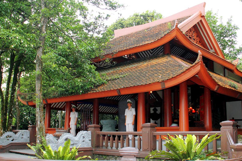 Trang trọng Lễ dâng hương kỷ niệm 56 năm ngày mất Chủ tịch Hồ Chí Minh- Ảnh 5.