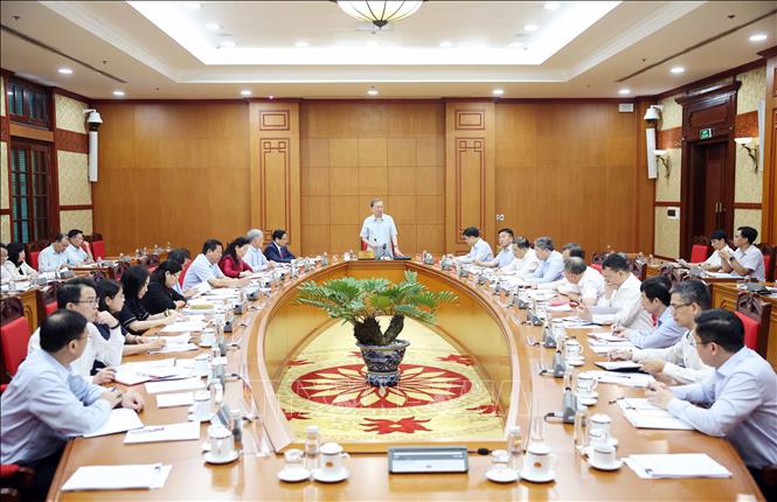 Tổng Bí thư Tô Lâm: Tháo gỡ vướng mắc phát sinh, đảm bảo tính thống nhất, đồng bộ của hệ thống pháp luật- Ảnh 4. Tổng Bí thư Tô Lâm: Tháo gỡ vướng mắc phát sinh, đảm bảo tính thống nhất, đồng bộ của hệ thống pháp luật- Ảnh 4.