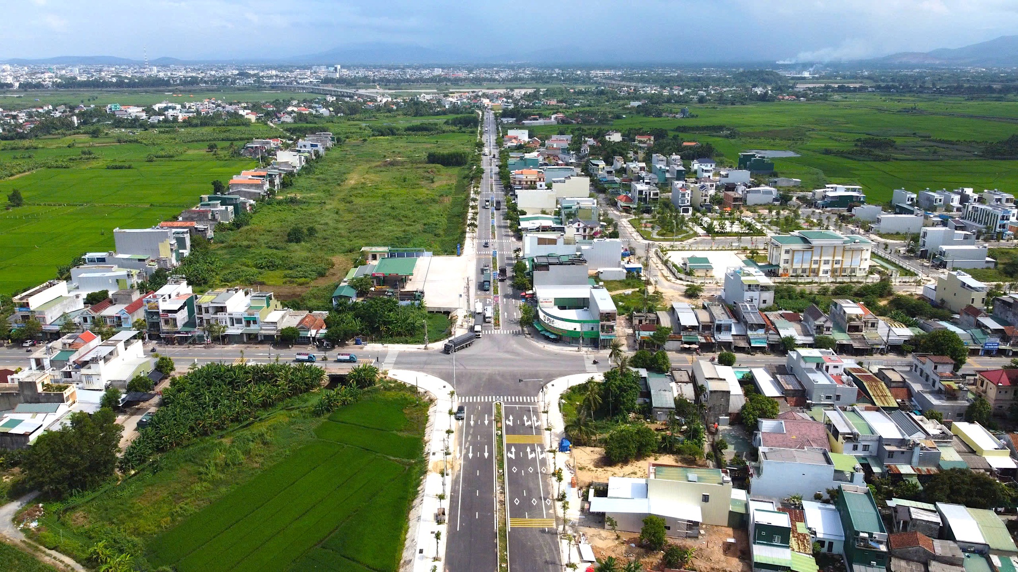Quảng Ngãi lần đầu sát hạch cấp chứng chỉ hành nghề môi giới bất động sản- Ảnh 2.