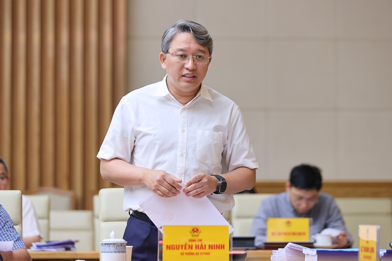Thủ tướng: "Không thể chậm trễ hơn" trong tháo gỡ các điểm nghẽn pháp luật, chuyển trạng thái sang kiến tạo và phục vụ- Ảnh 6. Thủ tướng: "Không thể chậm trễ hơn" trong tháo gỡ các điểm nghẽn pháp luật, chuyển trạng thái sang kiến tạo và phục vụ- Ảnh 6.