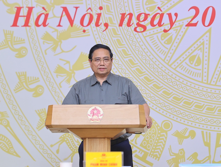 Thủ tướng: "Không thể chậm trễ hơn" trong tháo gỡ các điểm nghẽn pháp luật, chuyển trạng thái sang kiến tạo và phục vụ- Ảnh 2. Thủ tướng: "Không thể chậm trễ hơn" trong tháo gỡ các điểm nghẽn pháp luật, chuyển trạng thái sang kiến tạo và phục vụ- Ảnh 2.