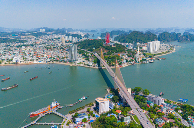 Vài năm nữa, tỉnh có đường bờ biển dài thứ 3 Việt Nam sẽ trở thành thành phố trực thuộc Trung ương- Ảnh 2.