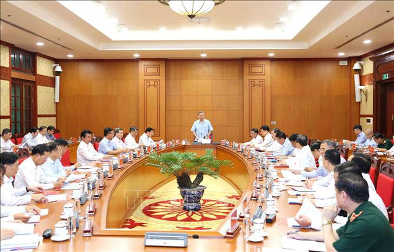Yêu cầu hoàn thành tháo gỡ và đưa vào sử dụng 11 dự án trọng điểm ngay trong năm 2025- Ảnh 2.