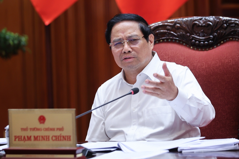 Thủ tướng: Tiếp tục đổi mới tư duy, cách làm trong đầu tư công, tập trung cho các dự án "xoay chuyển tình thế"- Ảnh 4. Thủ tướng: Tiếp tục đổi mới tư duy, cách làm trong đầu tư công, tập trung cho các dự án "xoay chuyển tình thế"- Ảnh 4.