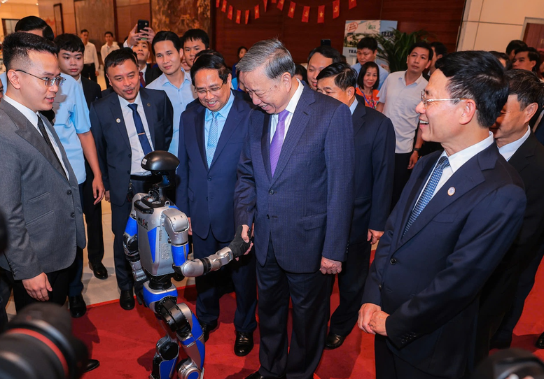 Tổng Bí thư chỉ rõ 'chìa khóa vàng' cho khát vọng Việt Nam hùng cường, thịnh vượng- Ảnh 2.