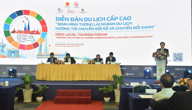 Chuyển đổi số và chuyển đổi xanh: "Chìa khóa vàng" phát triển du lịch bền vững- Ảnh 2. Chuyển đổi số và chuyển đổi xanh: "Chìa khóa vàng" phát triển du lịch bền vững- Ảnh 2.