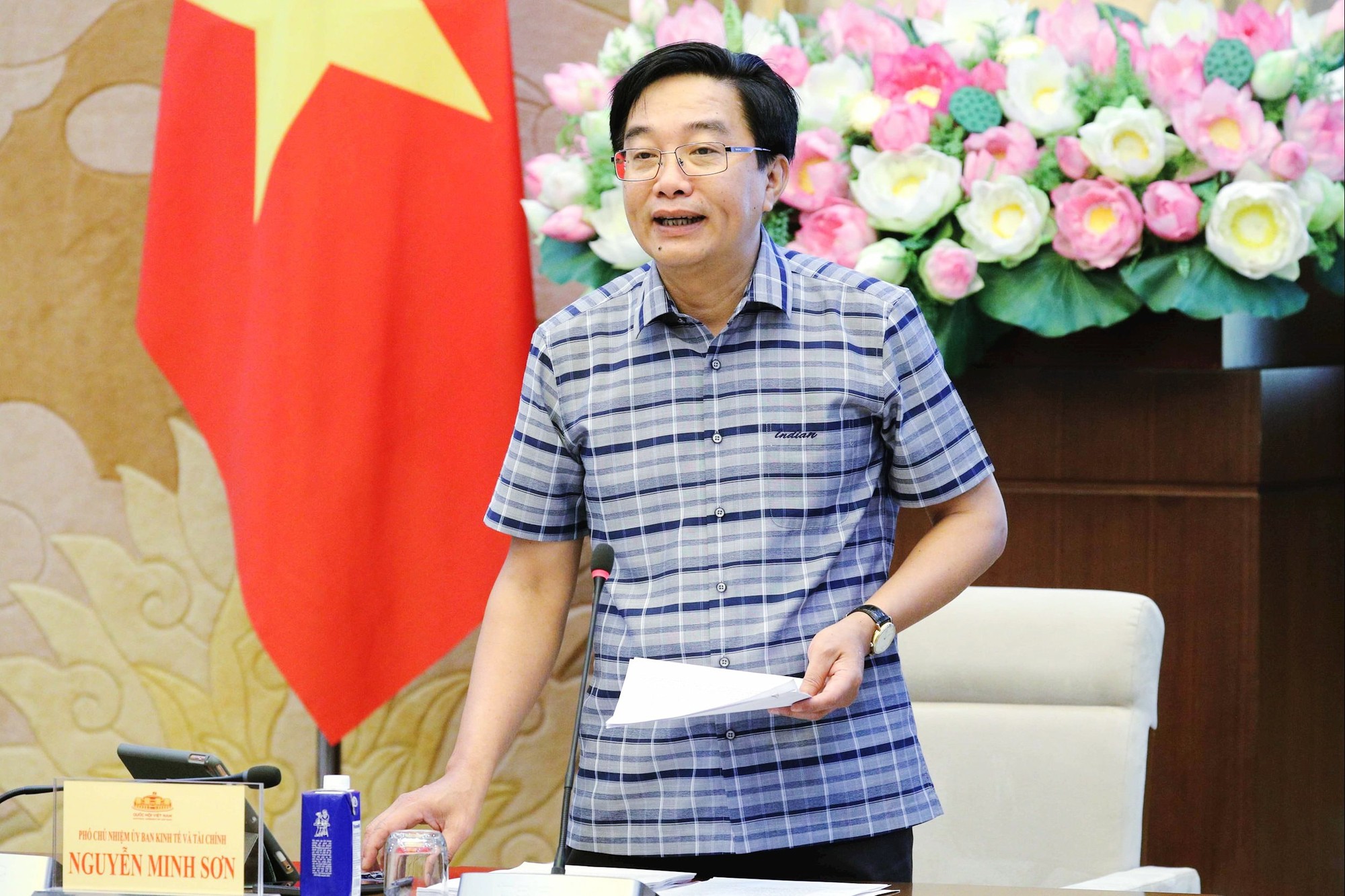 Toạ đàm tham vấn ý kiến chuyên gia về tình hình kinh tế - xã hội- Ảnh 1. Toạ đàm tham vấn ý kiến chuyên gia về tình hình kinh tế - xã hội- Ảnh 1.