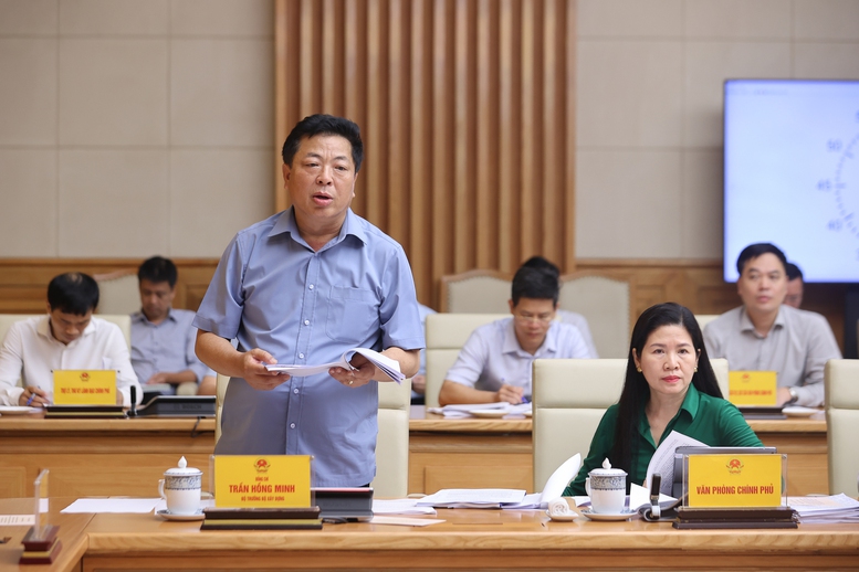 Thủ tướng: Khẩn trương xây dựng báo cáo nghiên cứu khả thi dự án đường sắt Lào Cai - Hà Nội - Hải Phòng- Ảnh 4. Thủ tướng: Khẩn trương xây dựng báo cáo nghiên cứu khả thi dự án đường sắt Lào Cai - Hà Nội - Hải Phòng- Ảnh 4.