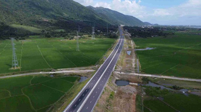 Hôm nay, cao tốc 12.000 tỷ có bóng dáng Tập đoàn Sơn Hải chính thức thông xe- Ảnh 2.