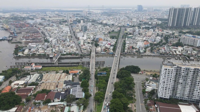 Thành phố giàu nhất Việt Nam sắp chi nghìn tỷ xây công viên và ‘lên đời’ tuyến đường từng là mặt tiền quận 4- Ảnh 1.